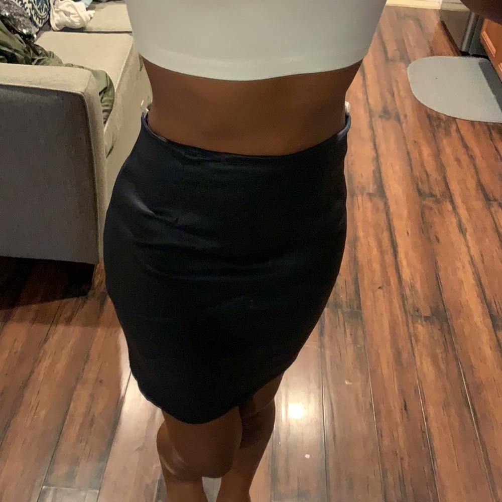 Mini navy blue faux skirt